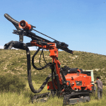 SMC-DTH-360 Separated Crawler Mounted Surface Hydraulic Top-hammer Drill Rig