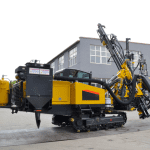 SMC-DTH-390- Separated crawler mounted automatic rod change system surface hydraulic drilling rig