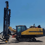 SMC-DTH-X6A full hydraulic crawler mounted surface blasting drilling rig